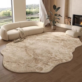 Weicher Teppich in Organischer Form Beige Creme